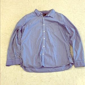 American eagle button up long sleeve.